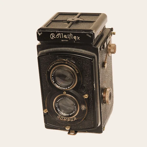 Cameras — Camera Heritage Museum Inc.